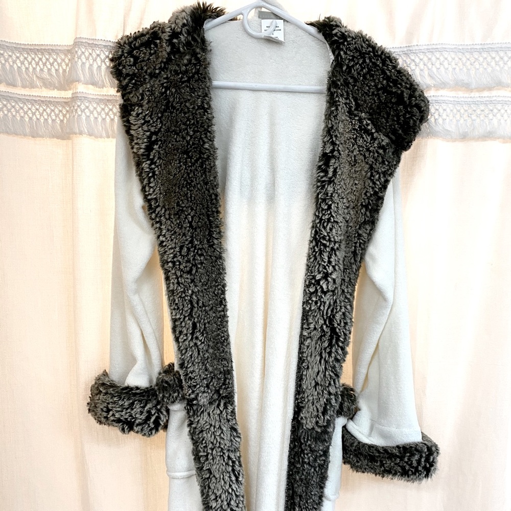 Pottery Barn Ombré faux Fur Robe